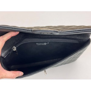 CHANEL A57560 CLASSIC FLAP CLUTCH